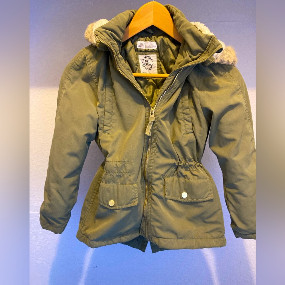 H&M girl winter jacket olive, size 8/9